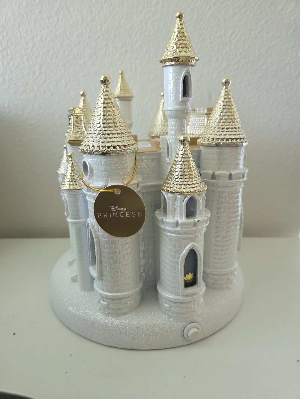 NEW Bath & Body Works DISNEY PRINCESS 2 COLLECTION Light-Up Castle 3-Wick Candle - Picture 15 of 16